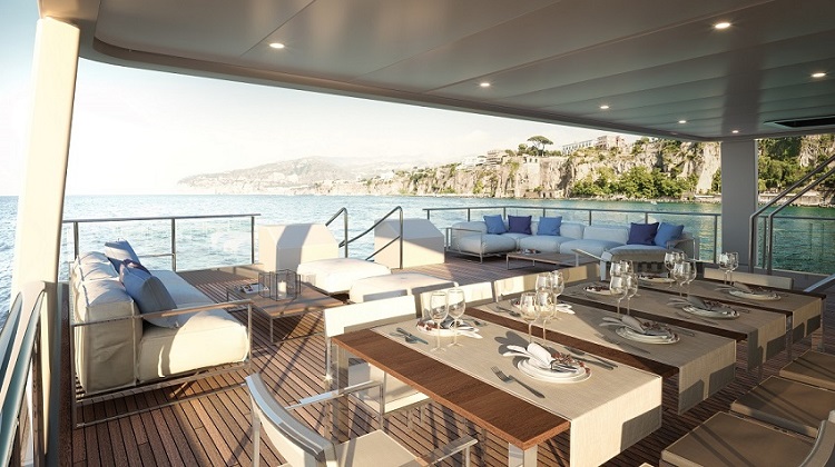 Yacht Benetti B.Yond, pozzetto con tavola apparecchiata e vista di Sorrento | Render Superresolution